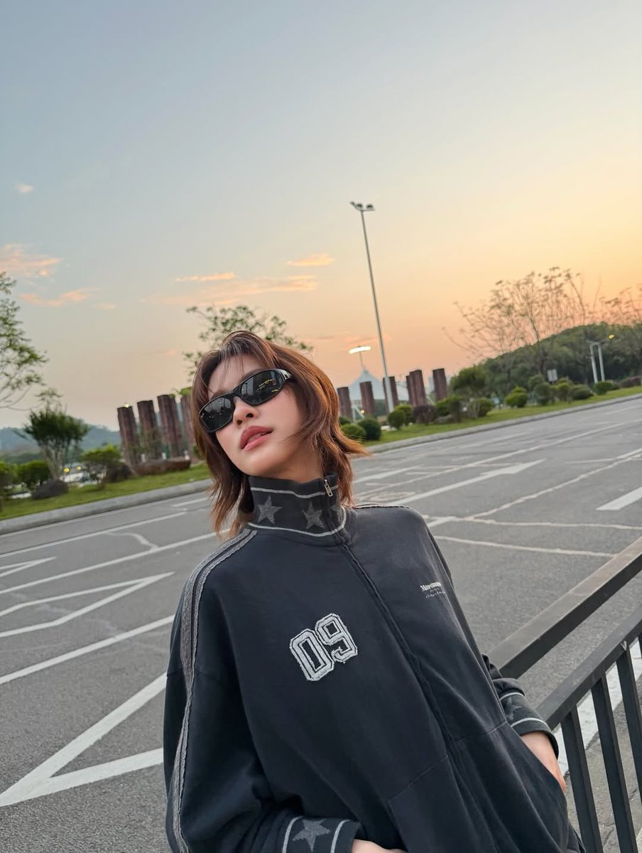 EMI THASORN OFFICIAL tweet media