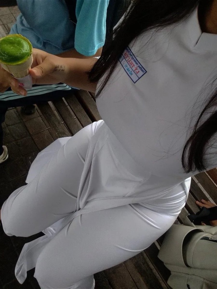 nguyễn ý nhi tweet media