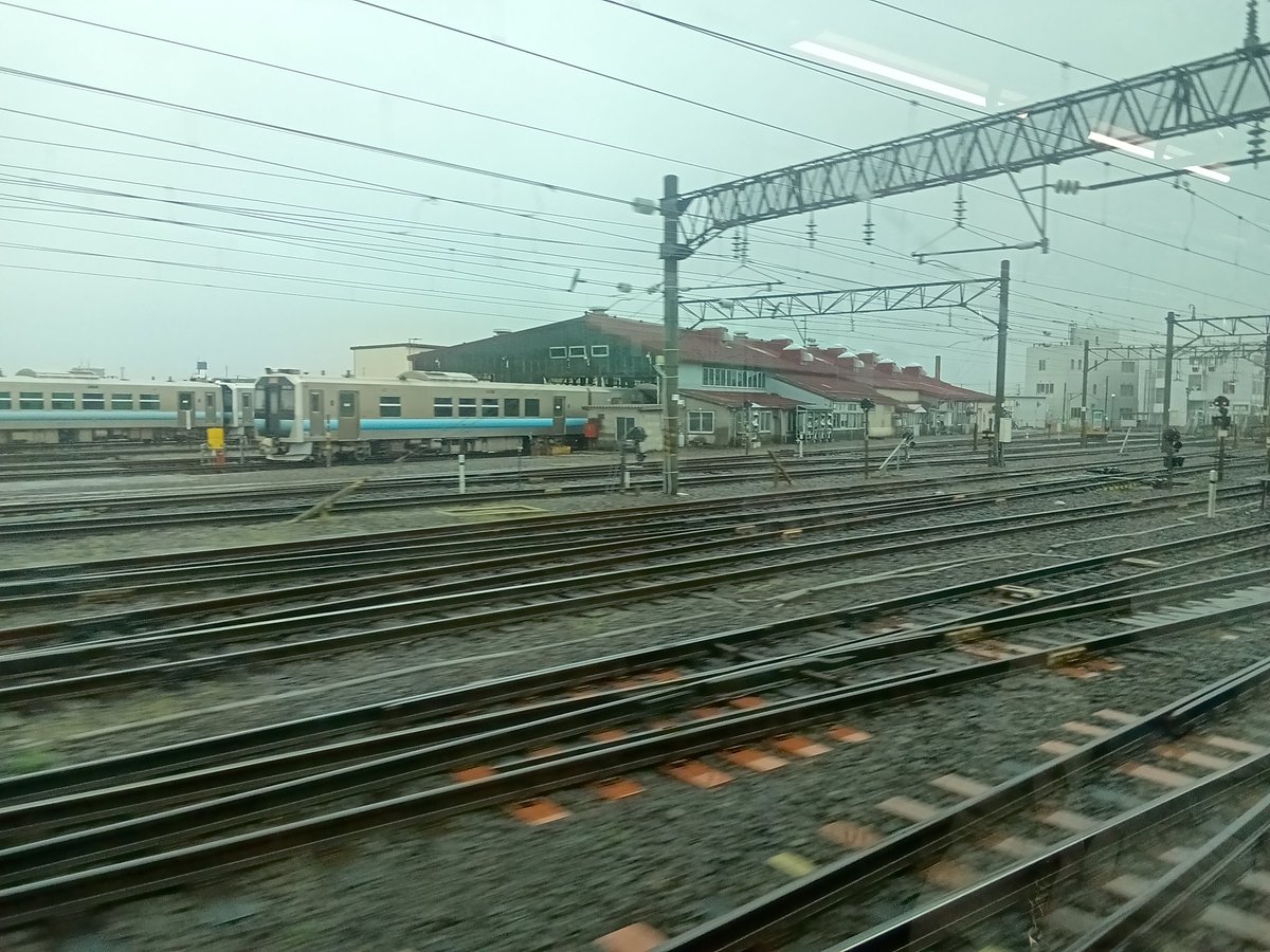 skyscraper185 tweet media