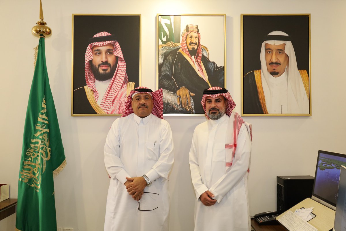 Alamst_2030's tweet photo. شركة نواف عبدالله العبداللطيف للمحاماة والاستشارات القانونية @nawaflawfirm  يستقبل الفريق الاعلامي لمجلة الصناعة والتجارة 
رابط الخبر: https://t.co/4OGNRseFVk 

#الصناعة_والتجارة https://t.co/lb2hgxnxp4