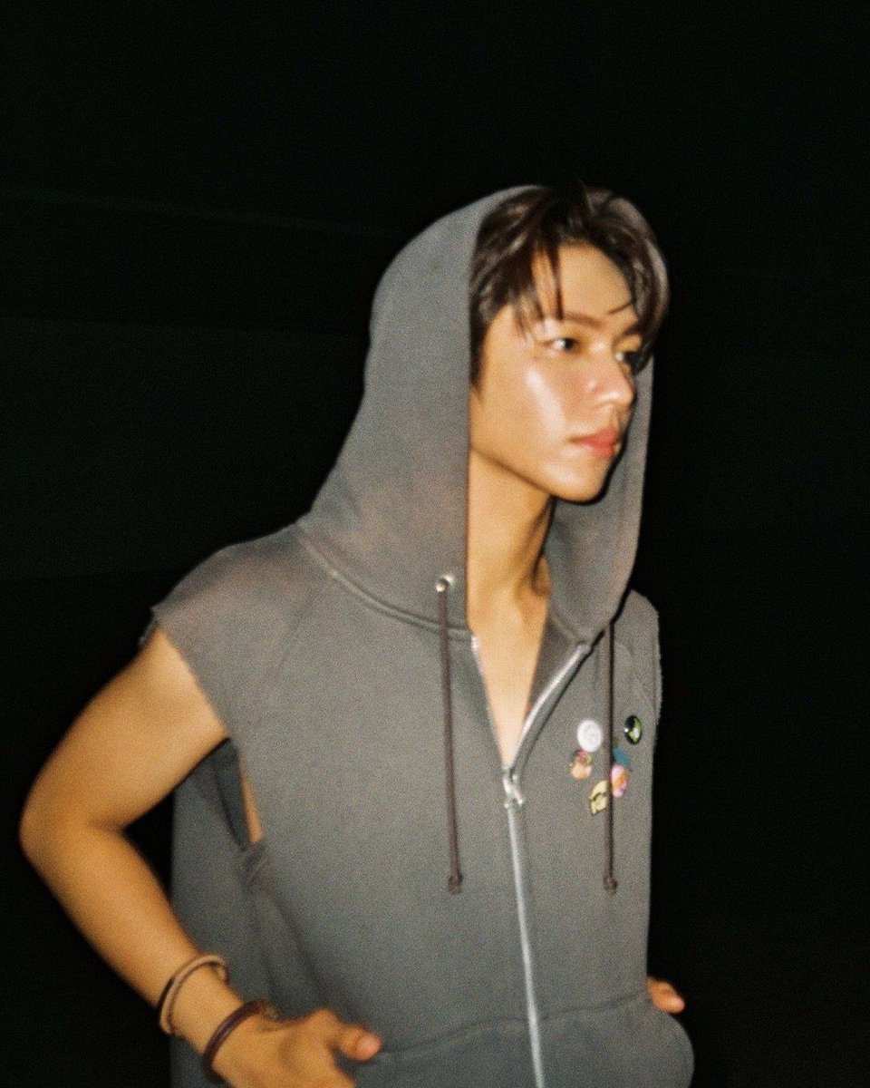 junghoonleee's tweet photo. happy birthday my dear baby, i love you endlessly https://t.co/XpXE7BJN1Z