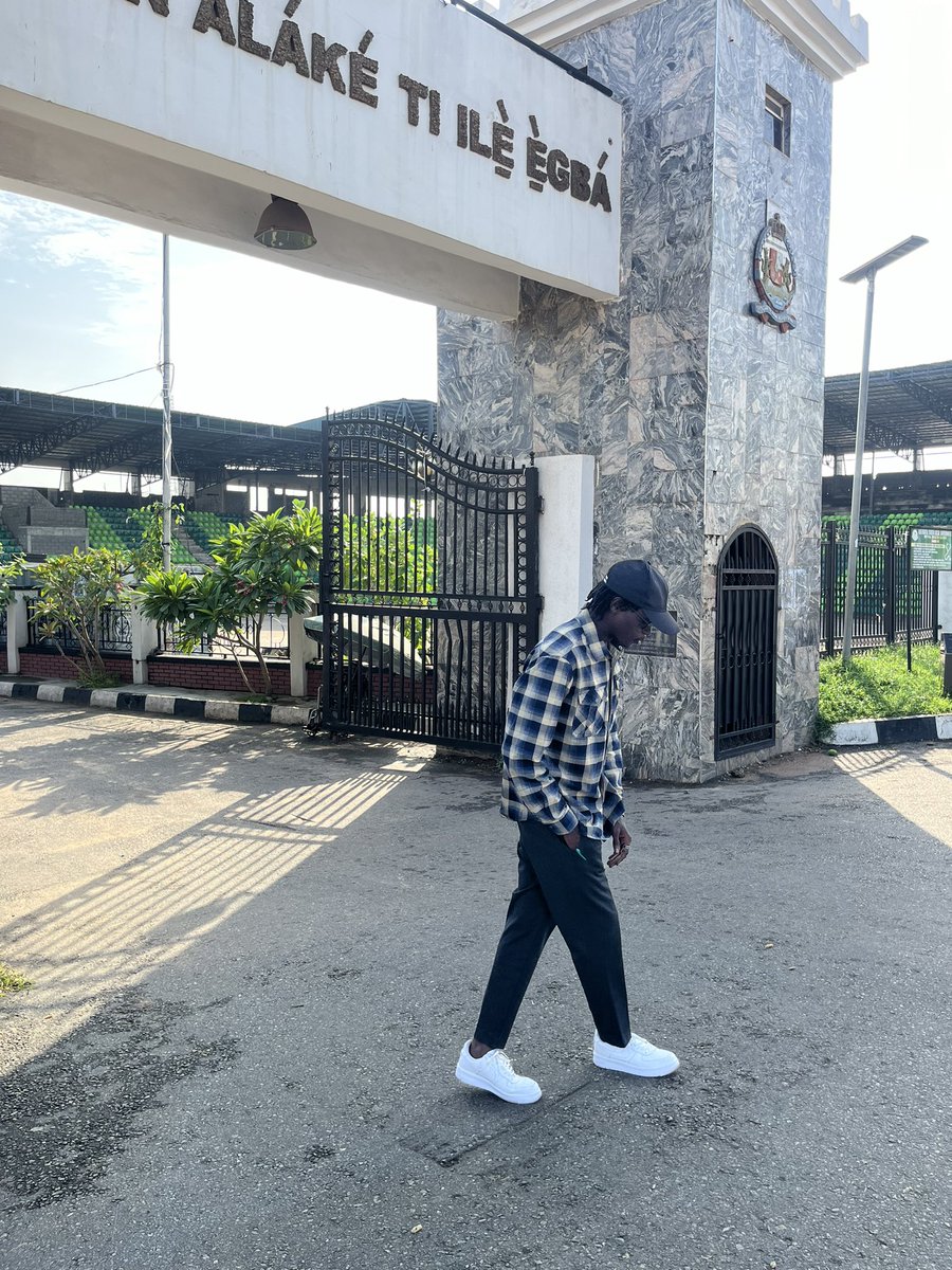 Sam Ivere tweet media