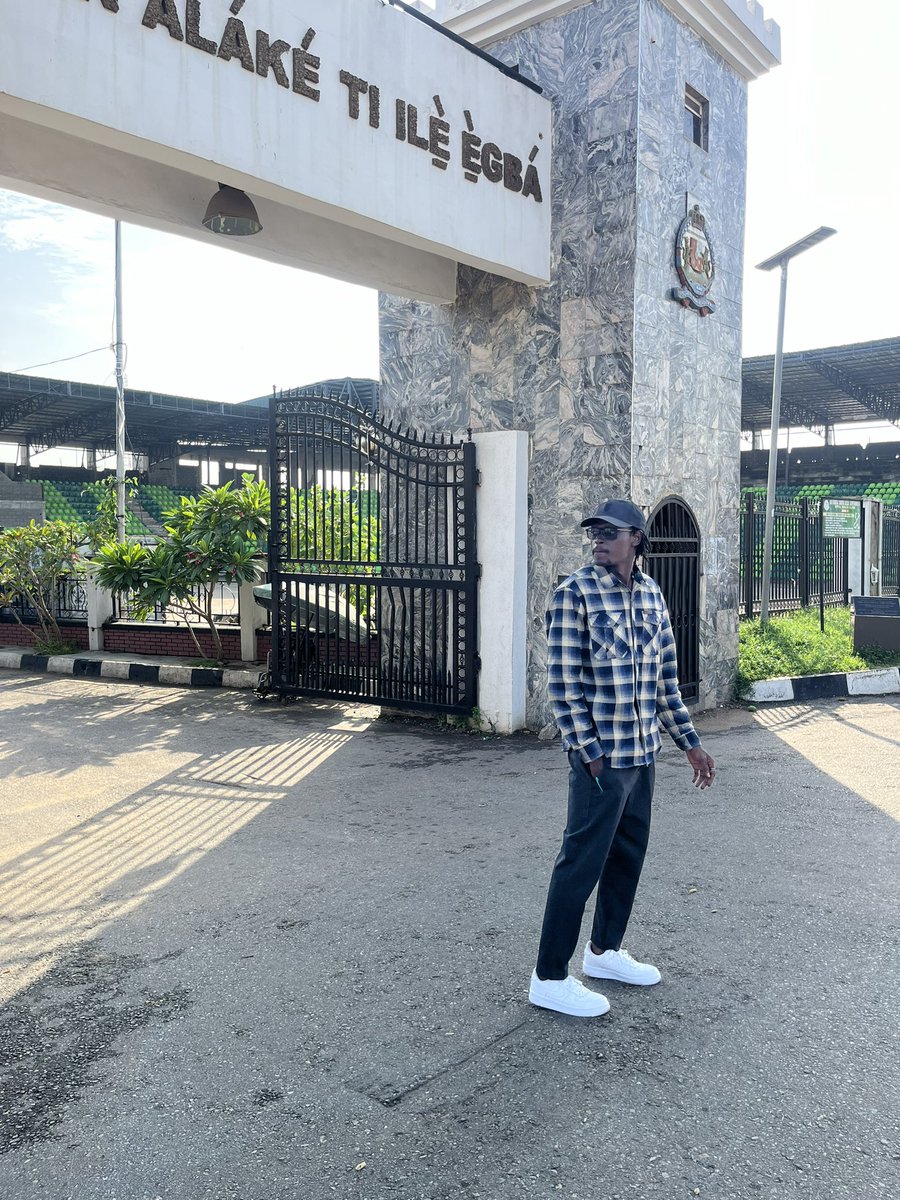 Sam Ivere tweet media