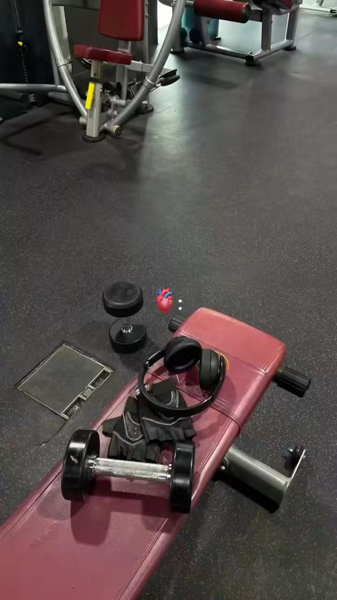 RahmaRuun0's tweet image. I miss my old self sometimes… but I’m proud of who I’m becoming

#Change #SelfGrowth