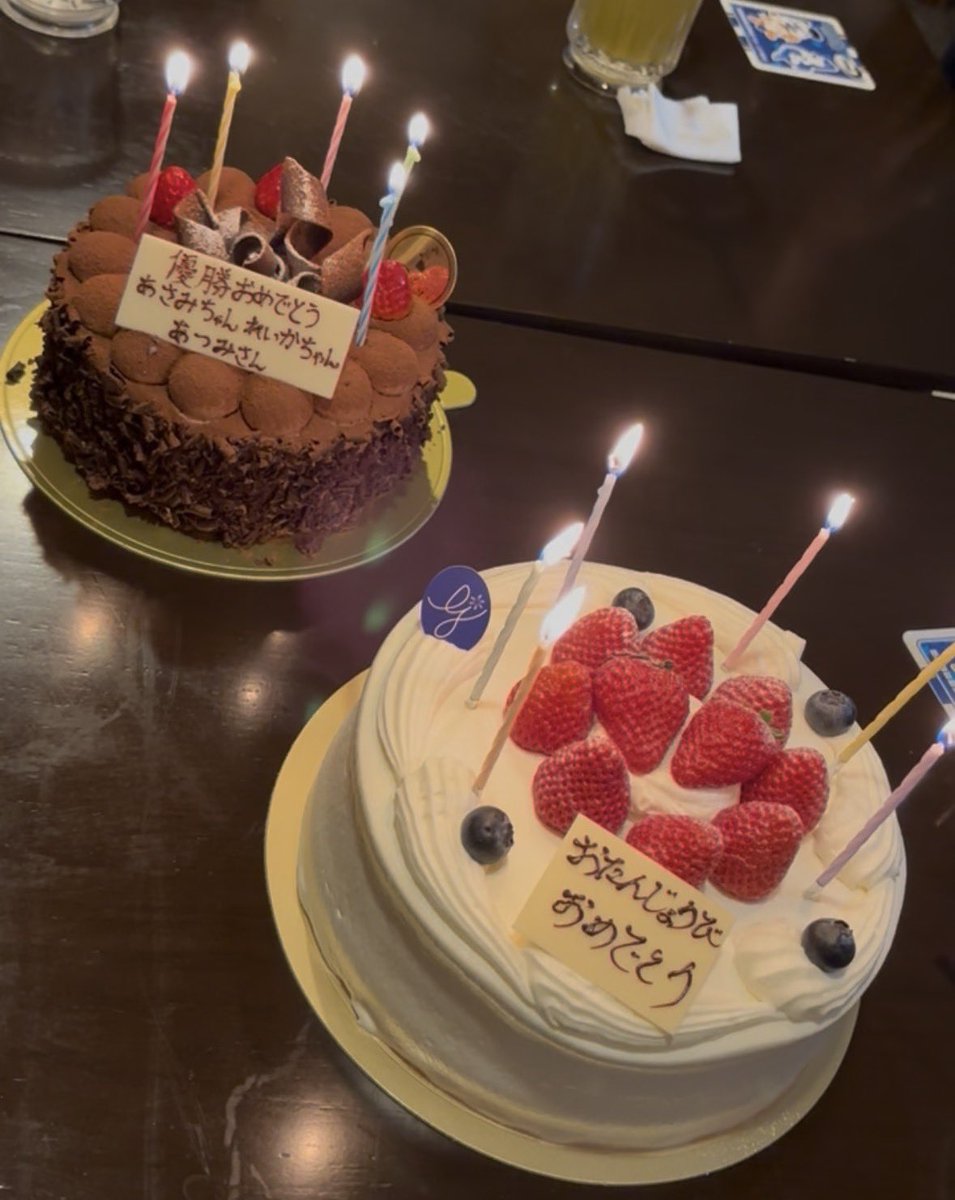 yoc0416's tweet photo. 2026 April 16 🎂
タイからの帰国の日に56歳になりました👴
毎年アジアツアー最終日のパーティーで皆さんにお祝いしていただいでいます🇹🇭🙏
56歳も世界中のビーチバレーボール（スポーツ）を愛する仲間たちと面白がって過ごして行きたいと思います🕺
各SNSでたくさんのお祝いコメントありがとうございました🙇‍♂️