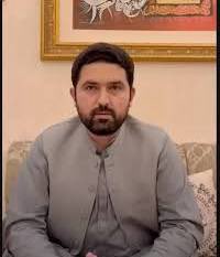 سہیل آفریدی کو صرف اس لیے وزیرِ اعلیٰ بنایا گیا تھا کہ وہ عمران خان کی رہائی کے لیے ایک مضبوط تحریک چلائیں،
 حلف اٹھاتے ہی انہوں نے کہا کہ “عمران خان کی محبت میں مر جاؤں گا”، مگر عملی طور پر کچھ بھی نہ کر سکے۔
وزیرِ اعلیٰ بنتے ہی عمران خان سے ملاقاتیں اور جیل سے آنے والے بیانات