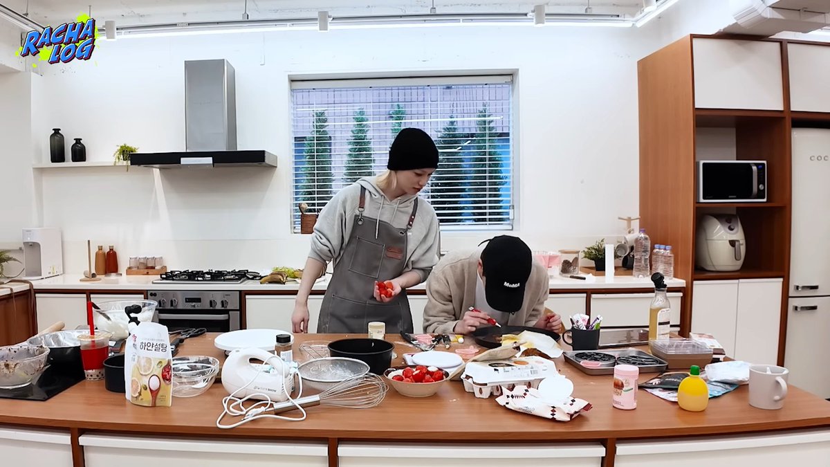 KH💙‎‎² tweet media