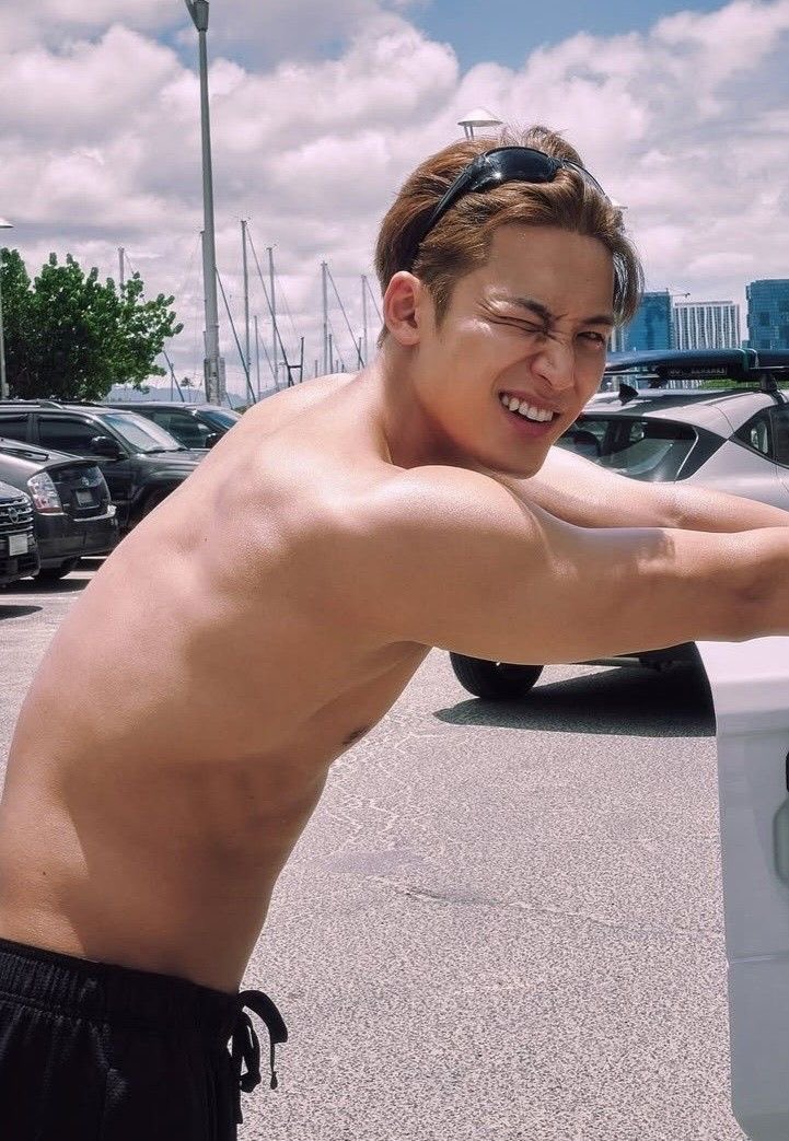 ٍ (@svntein) on Twitter photo 