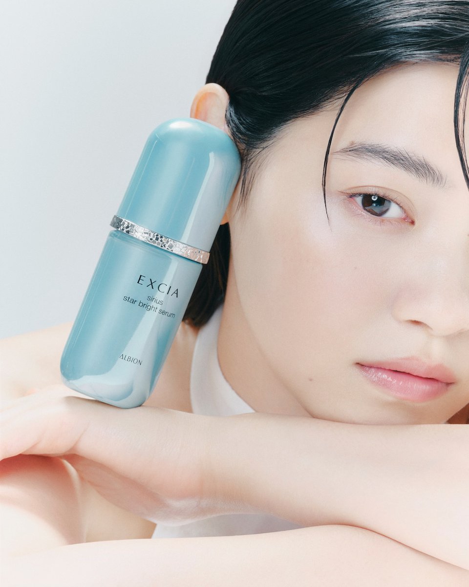 voguejp's tweet image. 輝きを今すぐ。新ブライトニング美容液に西野七瀬が出合う
vogue.co.jp/special-featur…

#PR