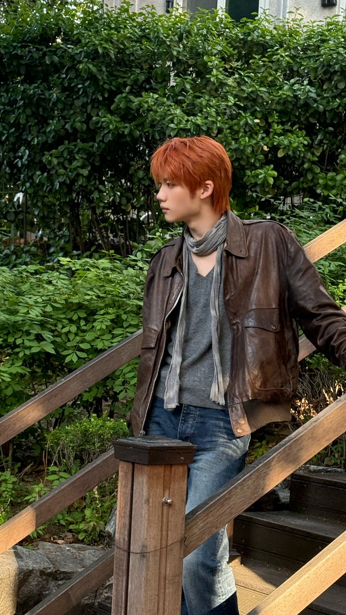 HYUNJIN VIRAL tweet media