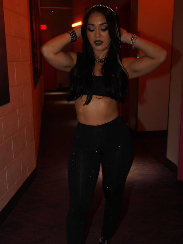 Monday Night ROX. ⋆⭒˚.⋆ tweet media