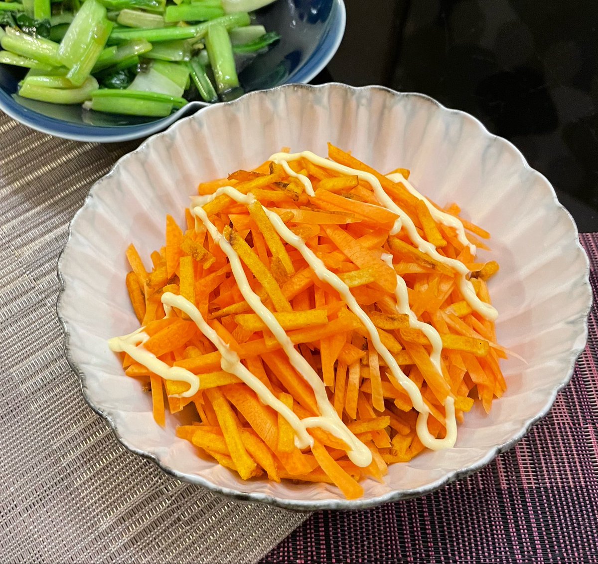 あらうみ tweet media