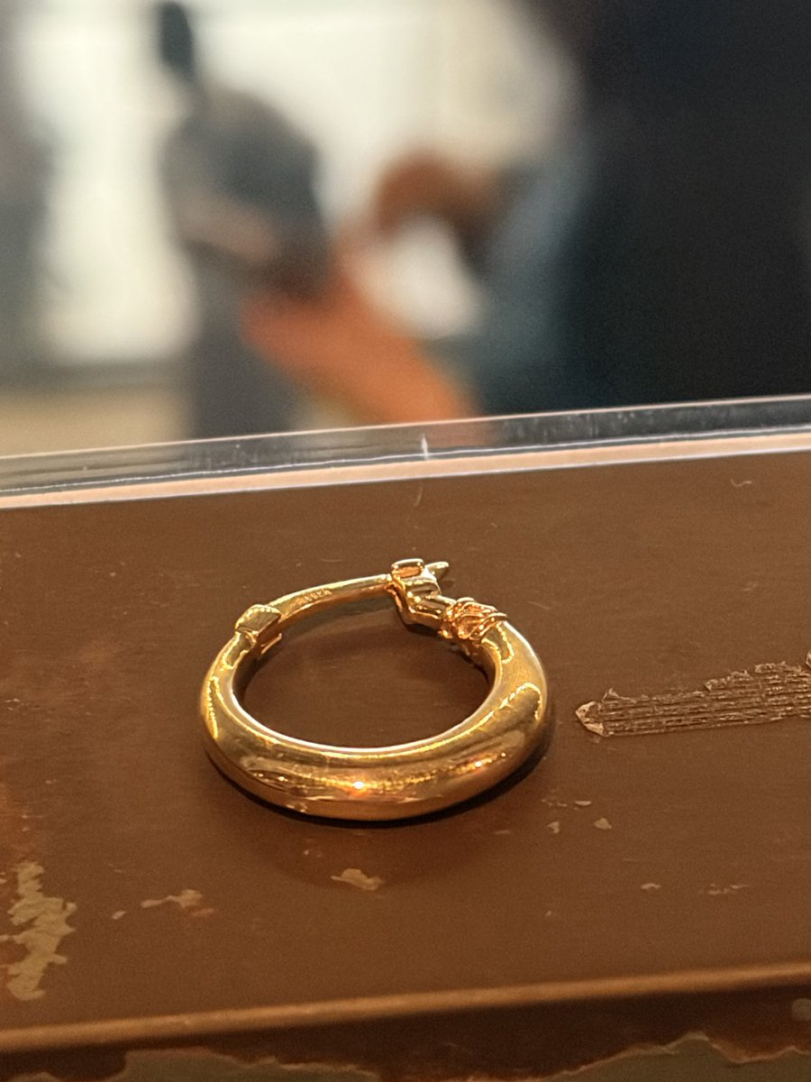 くまの村長 tweet media