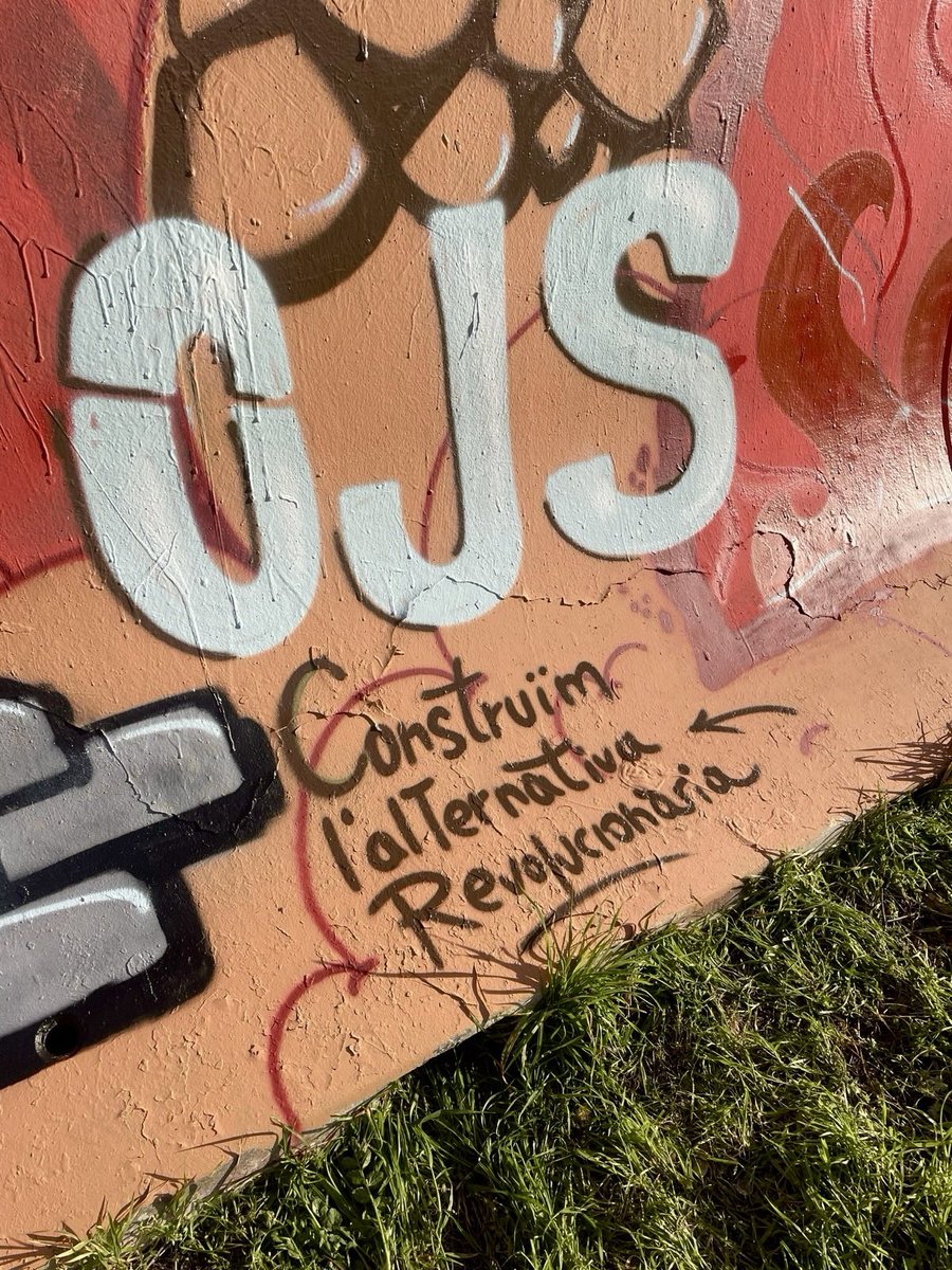 ojs_baixllo's tweet photo. #1M Plantem cara contra la guerra i el feixisme

Ens trobem aquest dissabte a Cornellà per donar el tret de sortida cap a la manifestació del pròxim 1 de maig a les 12h a la Plaça de Sants. 

Recuperem la diada històrica de la classe treballadora organitzada! https://t.co/hk2vK3wVFR