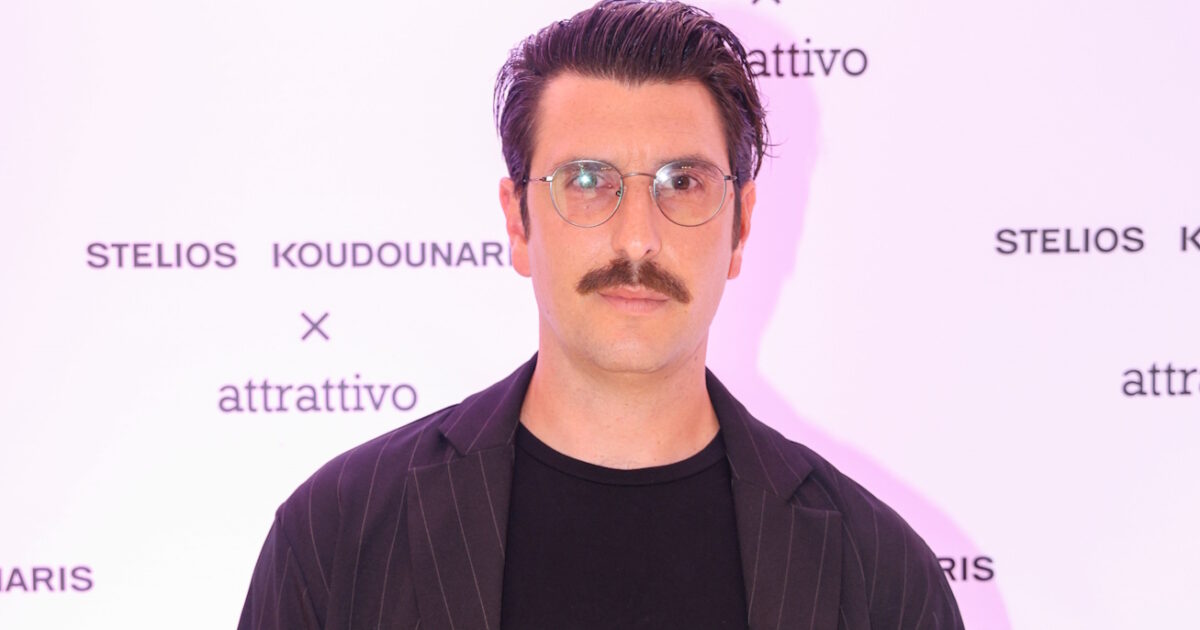 adieksodosnews's tweet image. #MEDIA Γιώργος Γεροντιδάκης για Ντορέττα Παπαδημητρίου: «Η σχέση μας είναι μια όμορφη συγκυρία, αλλά δε μπορώ να μπω σε λεπτομέρειες» dlvr.it/TS8Djv