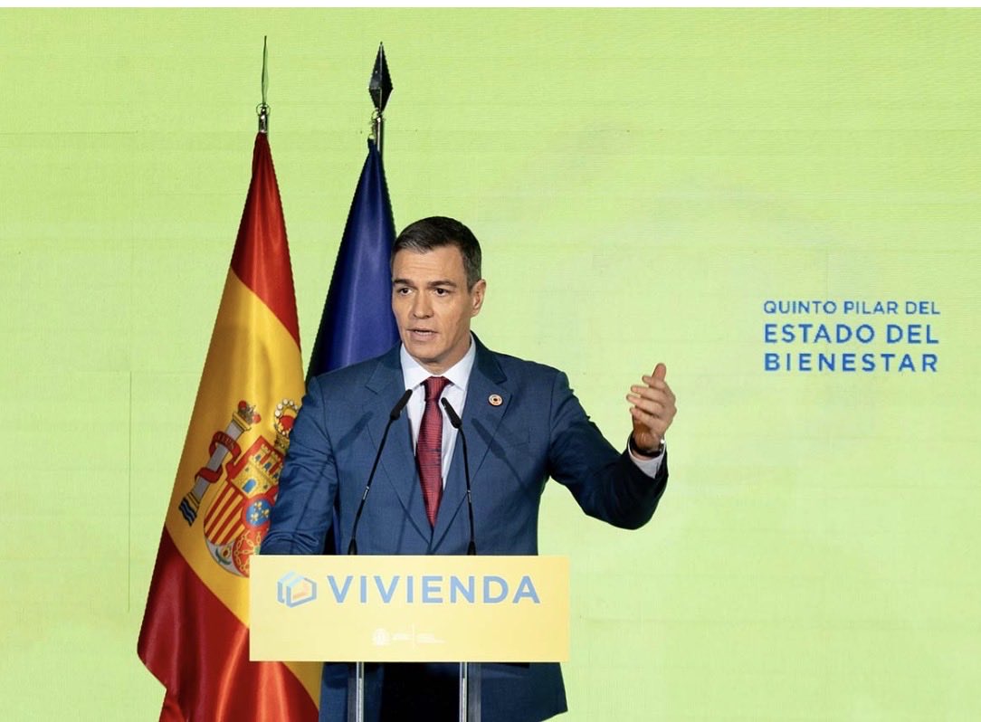 Carlos Martín Urriza tweet media
