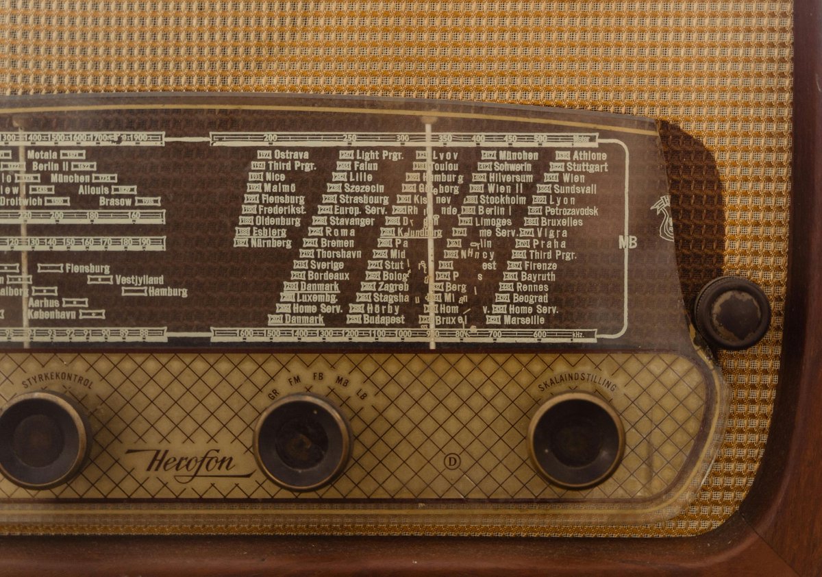 CapricornFM's tweet image. #NameThatTune | If you enjoy listening to music, this part of the show is most definitely for you.    

Send @KingBash_Ent #PickMe on the #CapricornAdventure via WhatsApp at 079 899 6226.