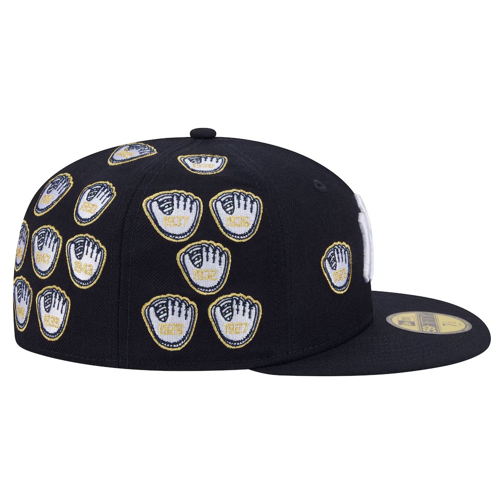 nut_history's tweet image. Now #Yankees fans don't need to tell anyone how many championships the team has won - they can just point to their hat.