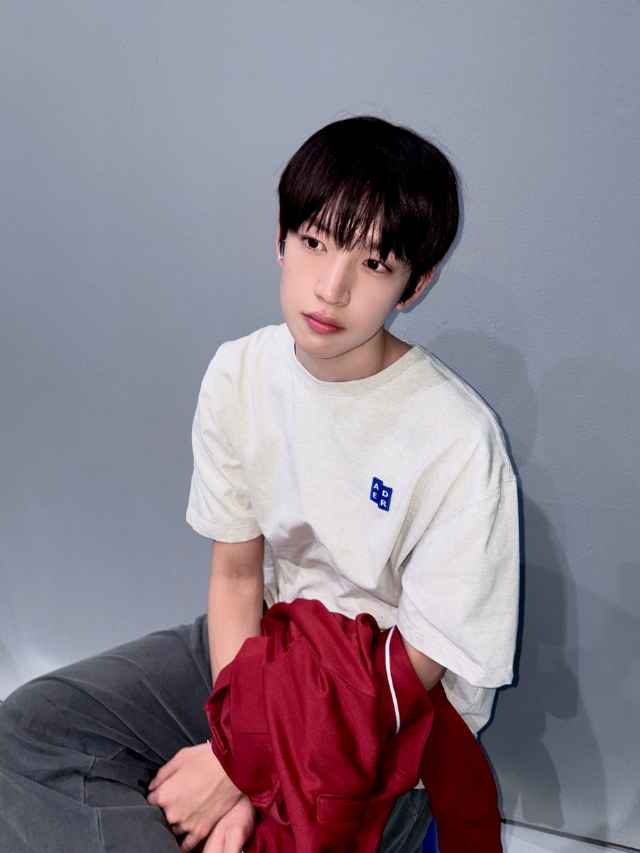 IDID_starship's tweet photo. [🌠] #김민재_DID
ρ（ーoー)♪

#IDID #아이딧 #KIMMINJAE #김민재 https://t.co/0C3yRcm6FA