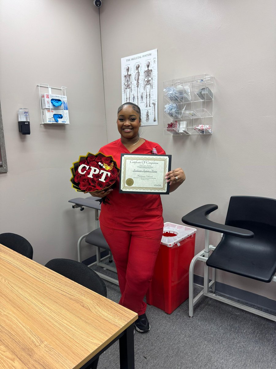 kgcareeracademy's tweet image. Your hard work, dedication, and commitment have led you to this incredible achievement and we couldn’t be more proud! From learning new skills to building confidence in patient care, you’ve all come so far. #classes