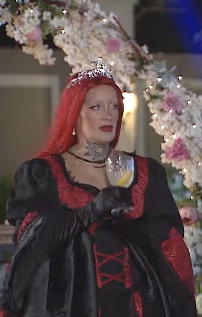 ale_o97335's tweet image. CAP react en internado con Naty Alex.            #furiaenelinternado #mega