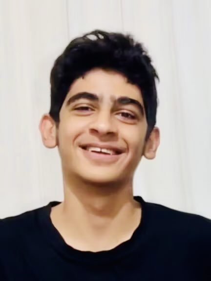 پسر ساحل𓃬☼ tweet media