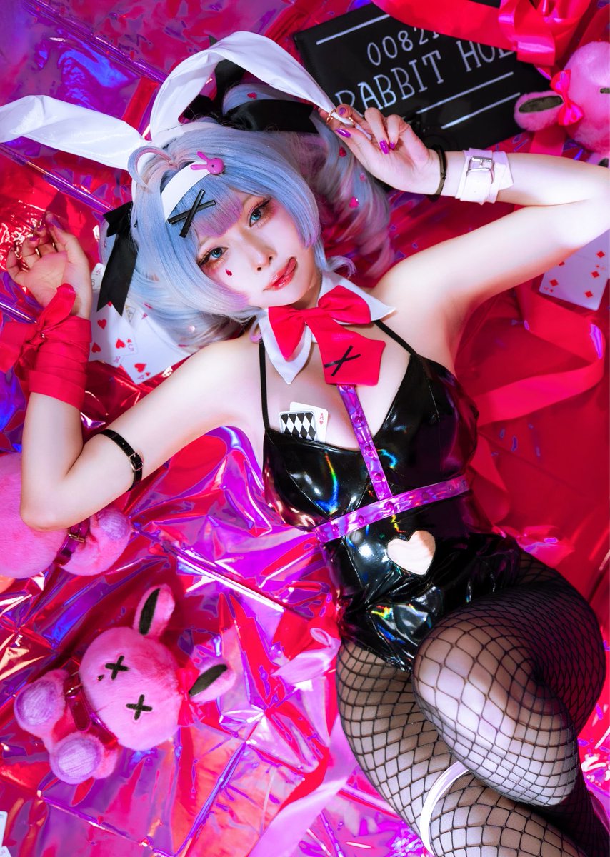 ChiyanKamimi's tweet photo. RABBIT HOLE #ラビットホール https://t.co/YVVa3Lhpid
