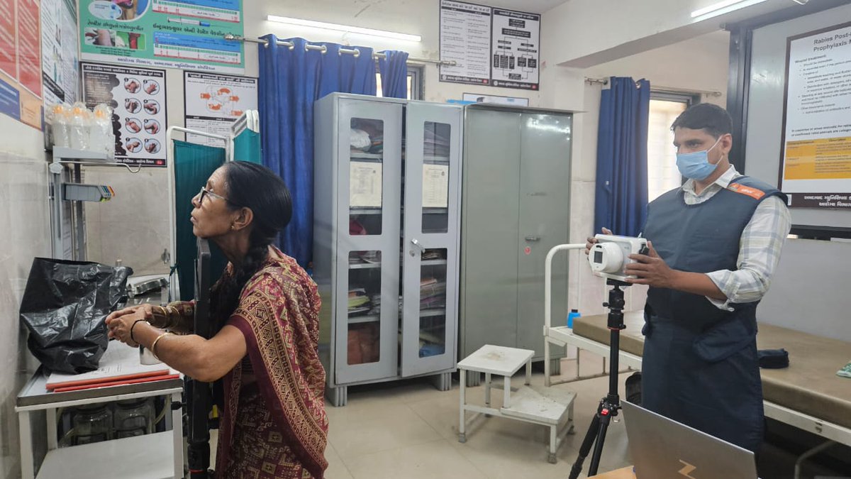 dsbccAmc's tweet image. Ayushman Arogya Shibir: 114 X-rays (66M, 48F); BP, Sugar, Hb &amp;amp; BMI screening done. NAAT samples for abnormal cases under 100 Days TB Mukt Bharat Abhiyan (Gaon-Gaon, Sheher-Sheher).

#TBMuktBharat #AMCHealth #PublicHealth