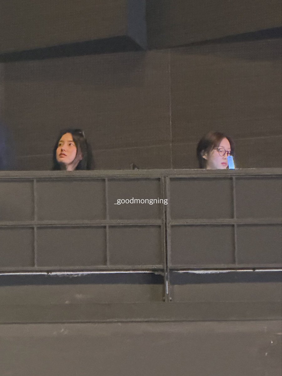 iconicstayc's tweet photo. yoon and sumin attended unchild’s debut showcase 🫶

#STAYC #스테이씨 https://t.co/uHWf102GyB