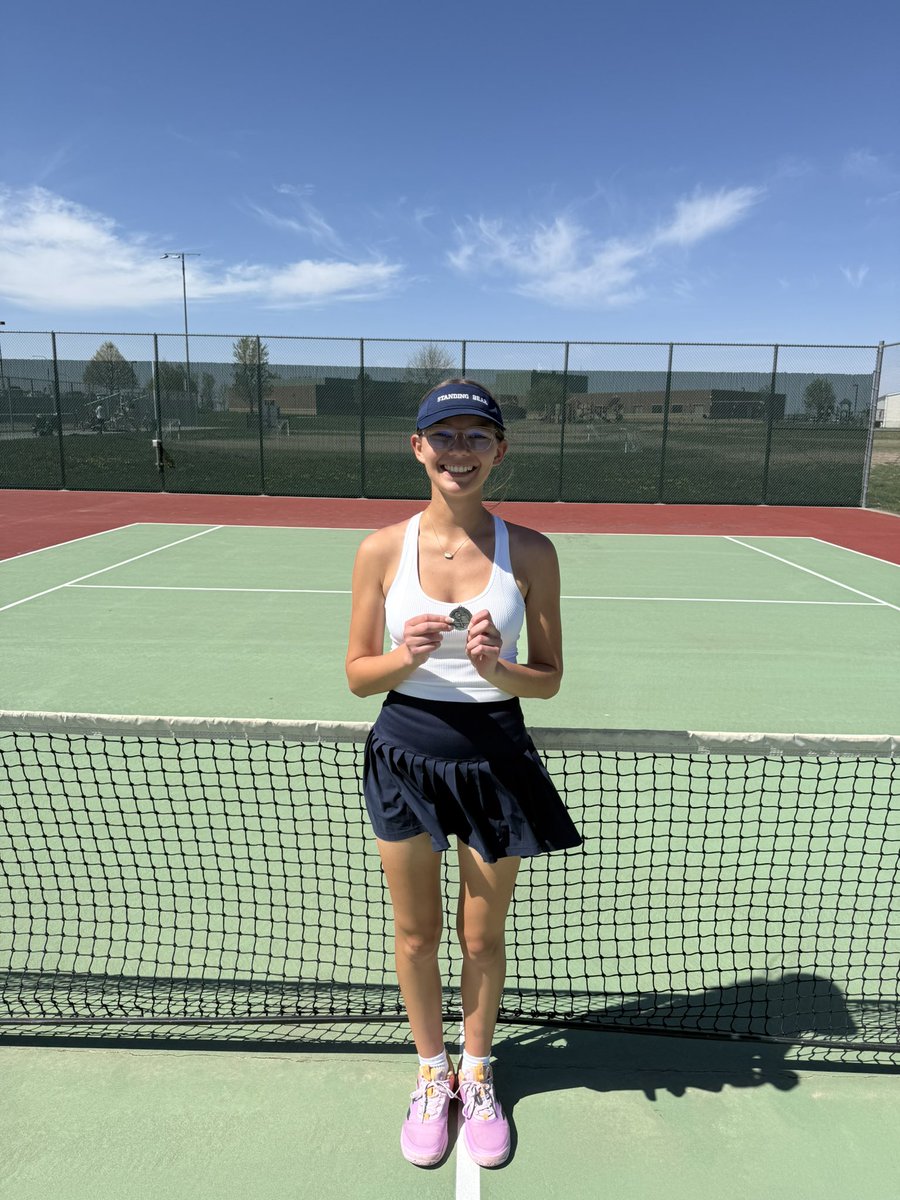 LSBTennis1's tweet image. Congratulations to the following medalists at the Gretna Invite yesterday!
Addy 2nd 1 Singles
Elsa 1st 2 Singles
Reese/Addison 4th 1 Doubles
Jayda/Sophia 1st 2 Doubles
#teameffort!