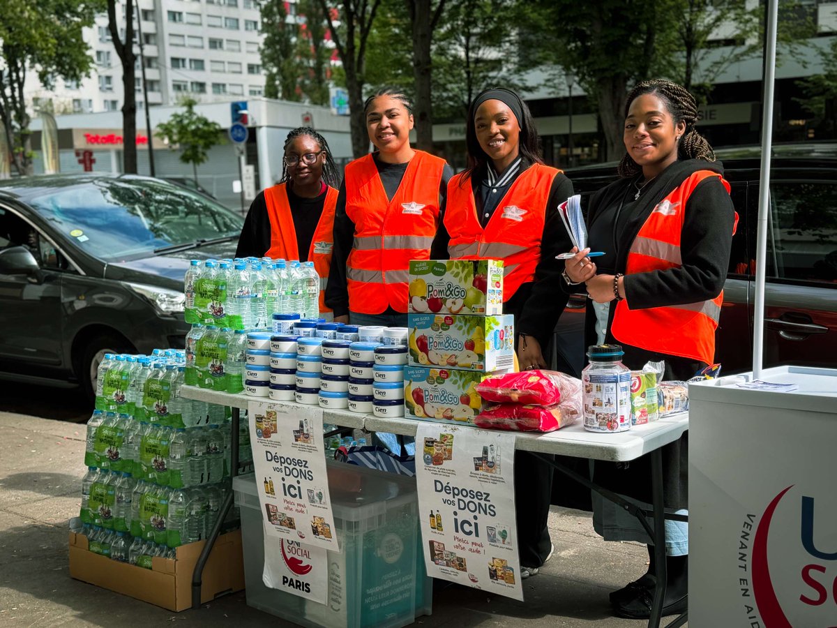 UniSocialfr's tweet photo. Les récoltes au sein des supermarchés sont d'une grande importance. Grâce à vos dons, nous avons la possibilité de préparer des colis alimentaires, qui seront distribués aux personnes dans le besoin.
Nous remercions tous ceux qui collabore à l'accomplissement de ce travail! 🧡🙏🏼 https://t.co/IDK7TUIjSG