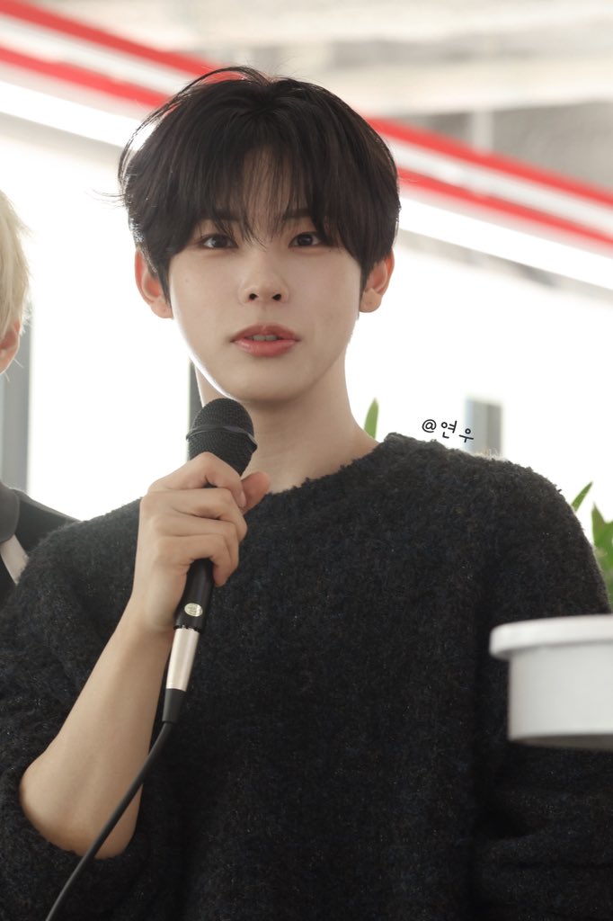 y7ouuicy's tweet photo. 260419

꒰ঌ₍ᐢ. .ᐢ₎ᐝ໒꒱

#XODIAC #소디엑 
#GYUMIN #규민 https://t.co/NPwpoEw9zq