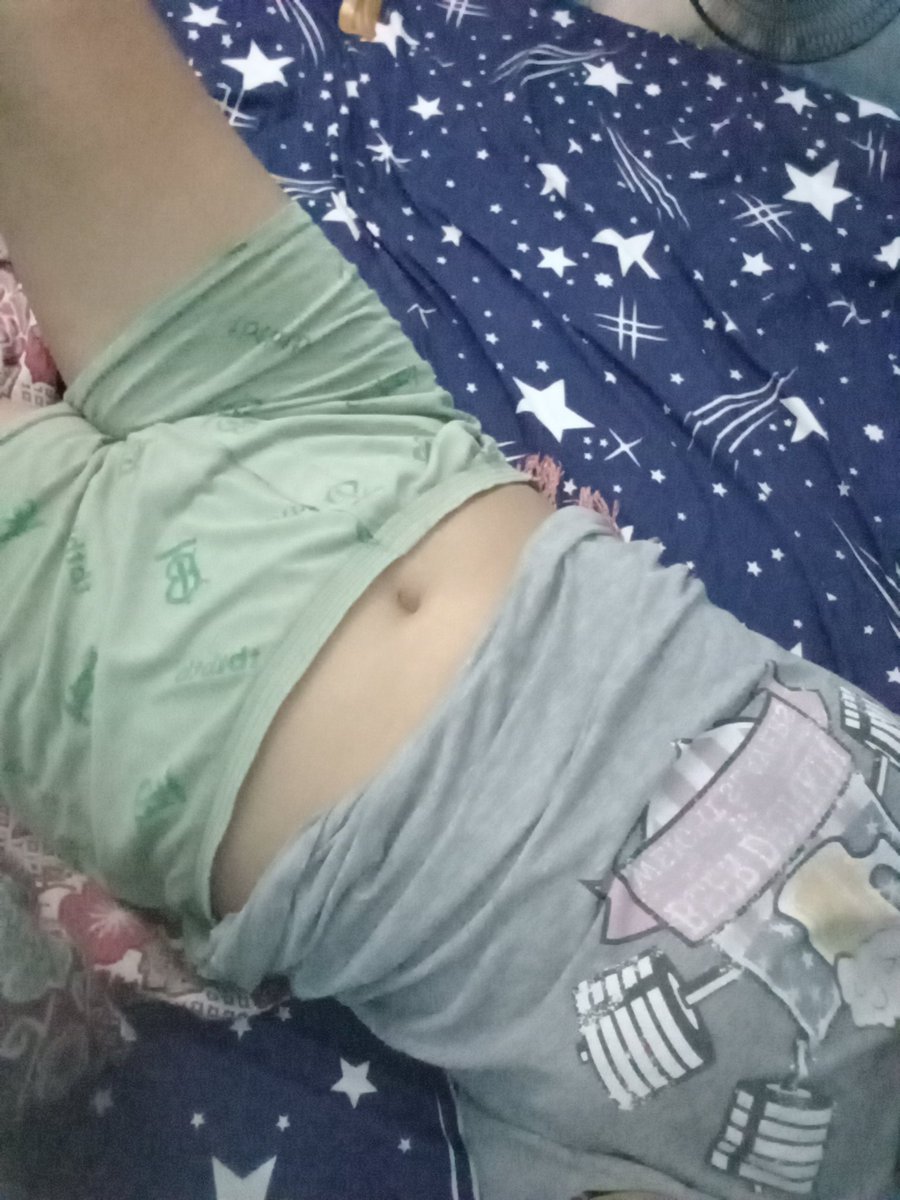 ผู้หญิงบ้านๆที่ขี้เหงา tweet media