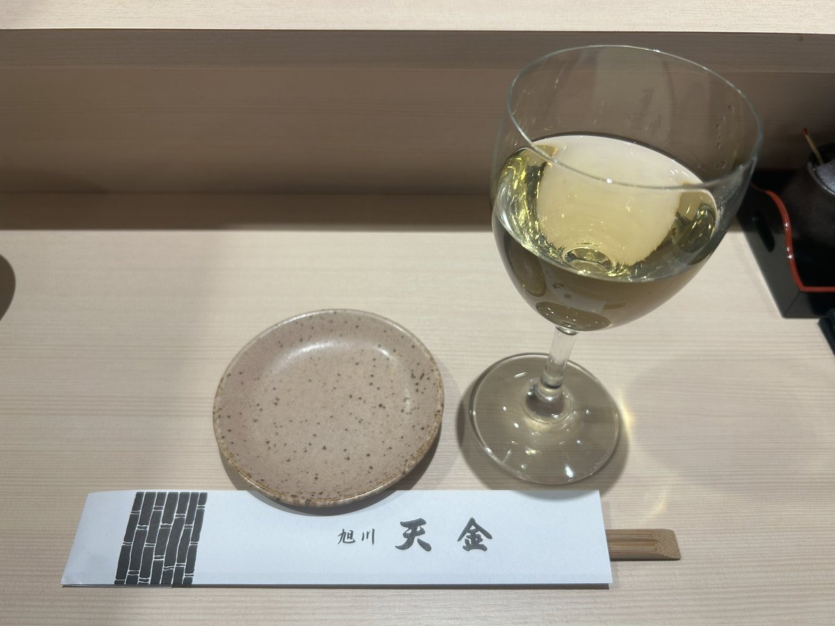 nwbaseball_ip8's tweet image. きょうのえふめし②
天金さんのお寿司🍣
言わずもがな美味しいお寿司です！
楽しんできまーす✨

#エスコン
#ファイターズ
#fighters
#lovefighters