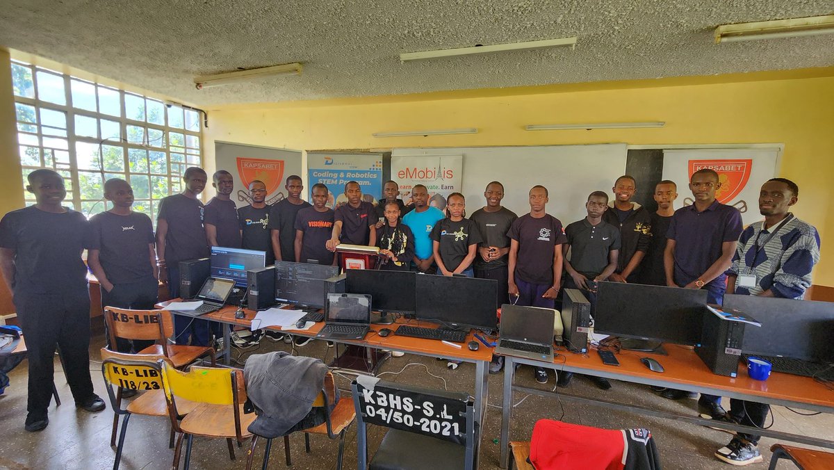 Digiskool1's tweet photo. From learning… to building…

Our Kapsabet Boys bootcamp wrapped up with a MEDIA DAY; where students showcased real skills in coding, robotics, 3D Design, electronics &amp; web development.

This is impact. This is the future.

You’ll want to be in the next one 👀
 #STEM #EdTech https://t.co/UAu0w3yVC3
