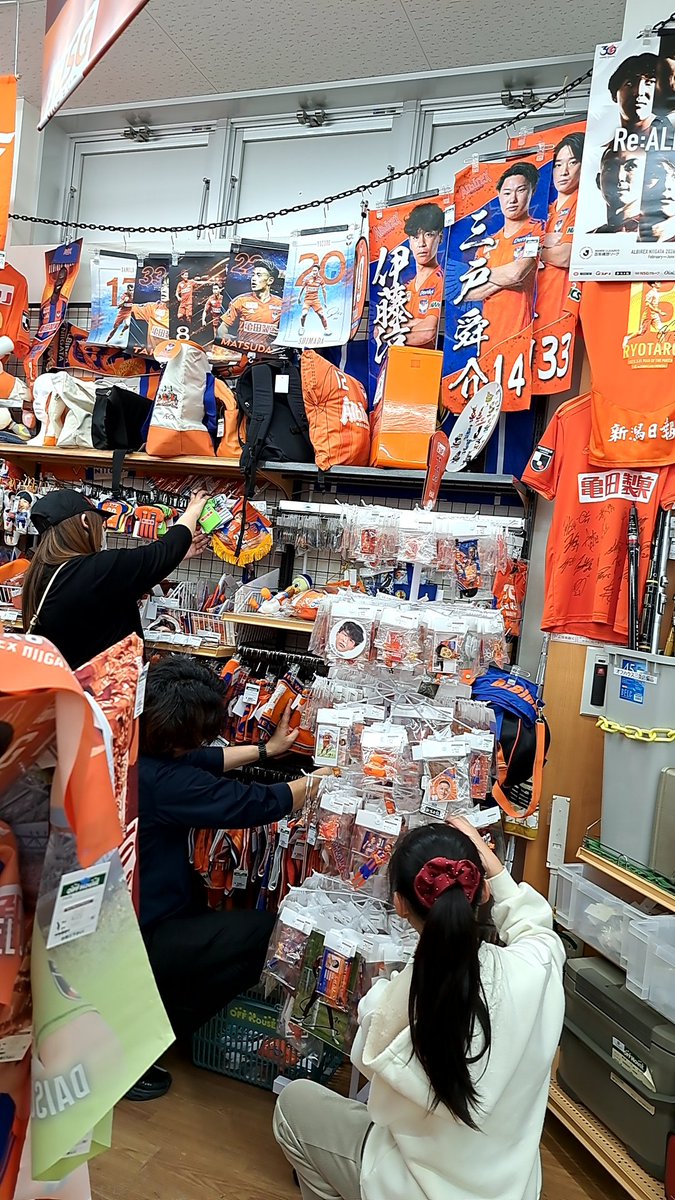 デンぞう tweet media