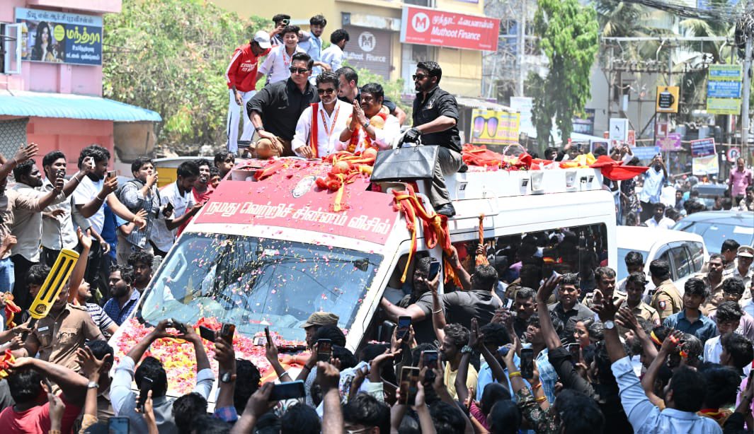 THChennai's tweet image. The poll campaign for 2026 #TamilNadu Assembly #election ends today. 

A 🧵 on the political leaders on their last leg of campaign across the State. Polling on April 23.

Glimpses of #TVK leader #Vijay at #Chennai on Tuesday. 

📸: R. Ragu