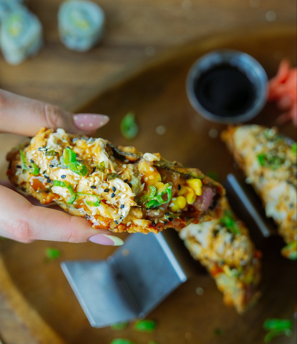 JimmysSeafood's tweet image. 🌮 #TacoTuesday with our brand new Sushi Tacos! Perfect, like Curt Hennig. 🍣