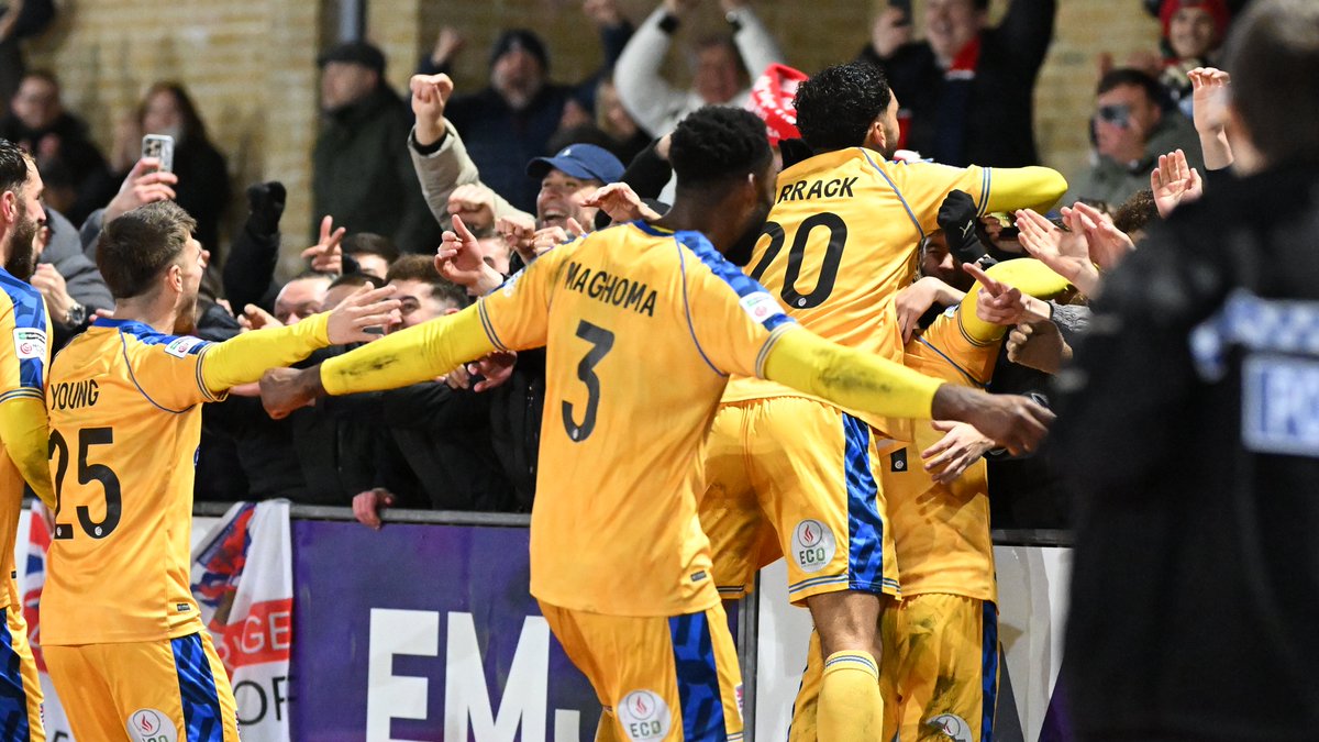 Dagenham & Redbridge tweet media