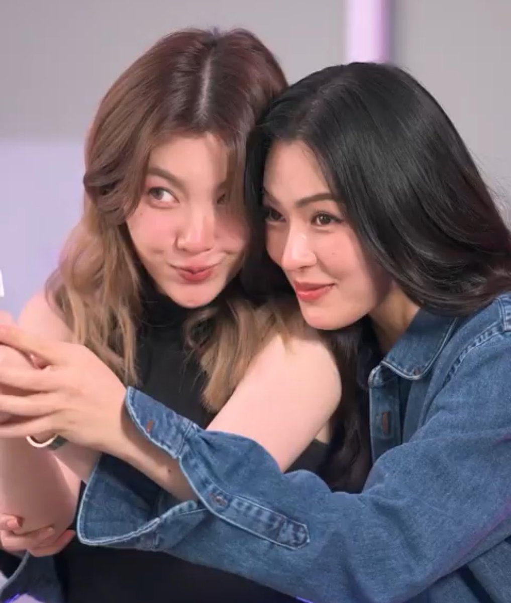 เก้ารัญชน์ tweet media