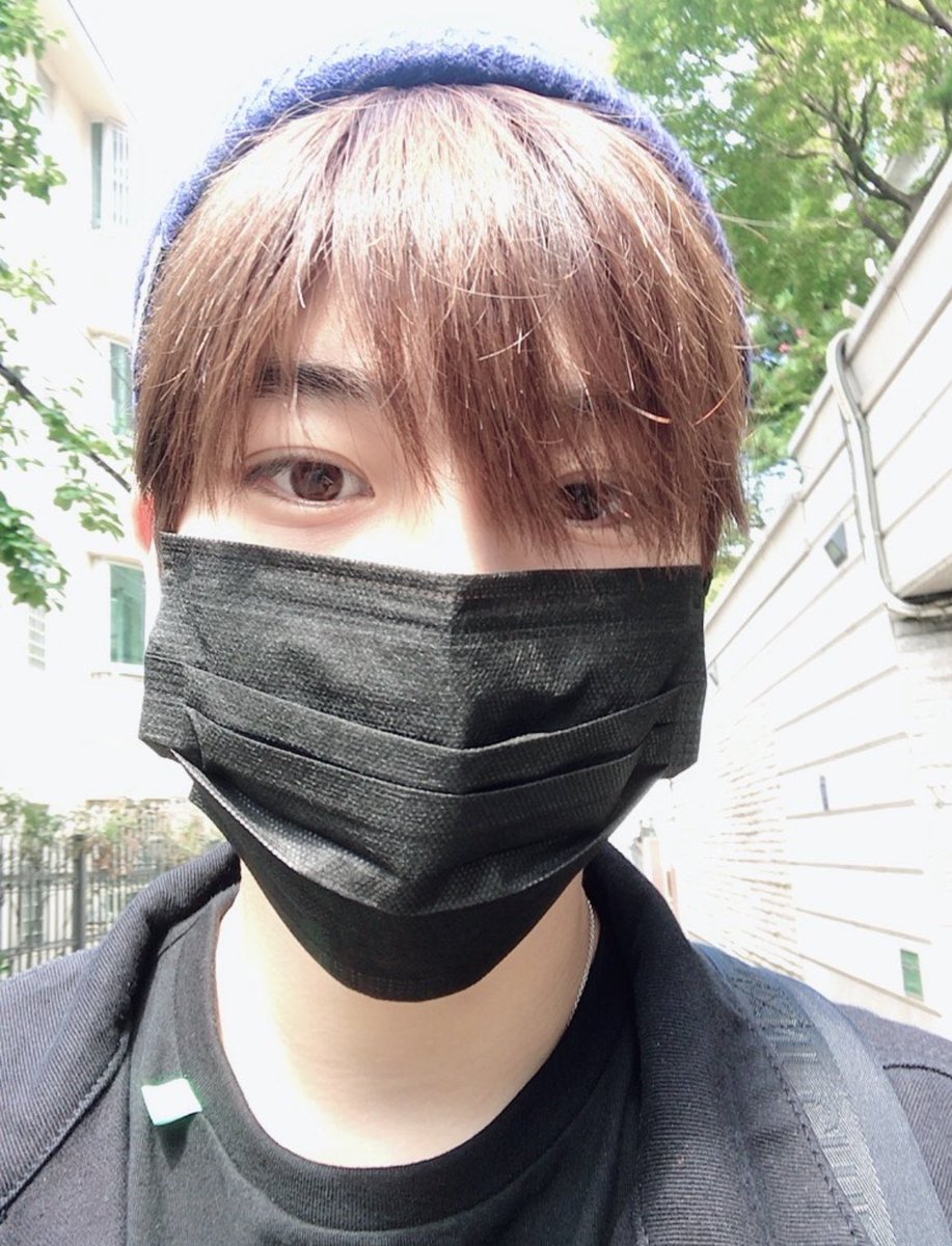 entertosiyu's tweet photo. 18 years old sion and 17 years old yushi https://t.co/6COmvOaGiE