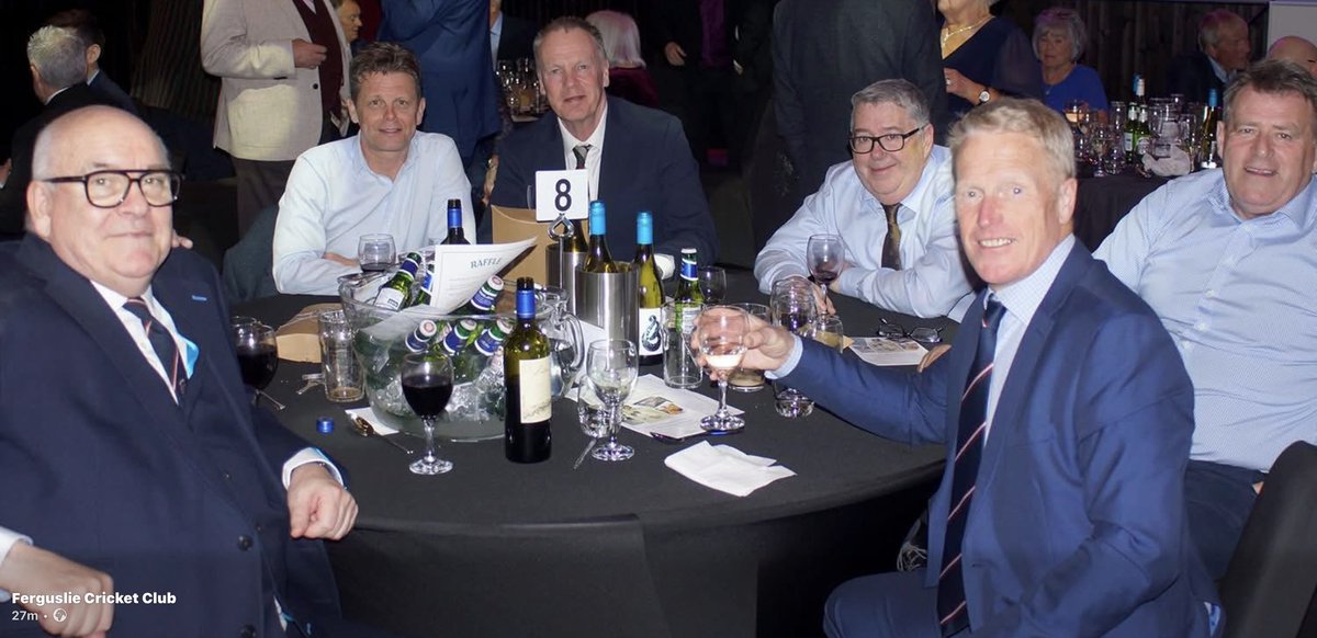 ScottyCricket's tweet image. That has to be the table CCTV focussed on at @FerguslieCC #FundRaisingDinner 
@KenGodsman @BrucePatterson3 @PaddyBryceland #Toby @Greenockcricket @ayrcc 
Courtesy of #BillWilson 👏📸