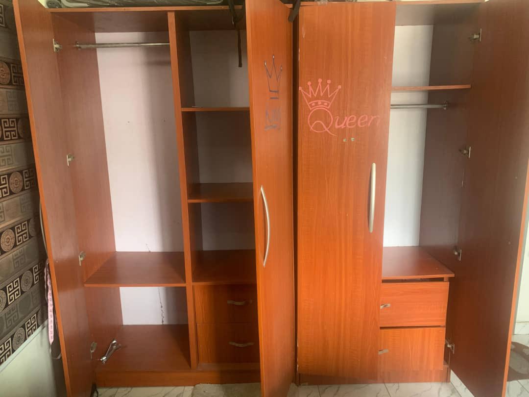 BrightStunt's tweet photo. Double door Wardrobe with drawers

Selling price: #110k each
Location: Soluyi, Gbagada
Condition: Neatly used

For Purchase/inquiry/delivery:
WhatsApp/call: +2348155685103
Delivery Is not for free

PRICES ARE FIXED....PRICES ARE FIXED
No payment on delivery

#BrightStuntDeclutter https://t.co/ll57uOx8f5