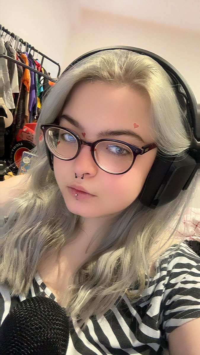 Euphoria ݁ ˖Ი𐑼⋆ In my Writing era tweet media