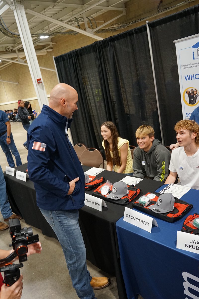 adamsteen's tweet photo. I’m a strong supporter of skilled trades.

Walking around the Build My Future event, I saw a generation that’s hardworking, determined, and ready to carry these trades forward. https://t.co/BEK2NKZuDg