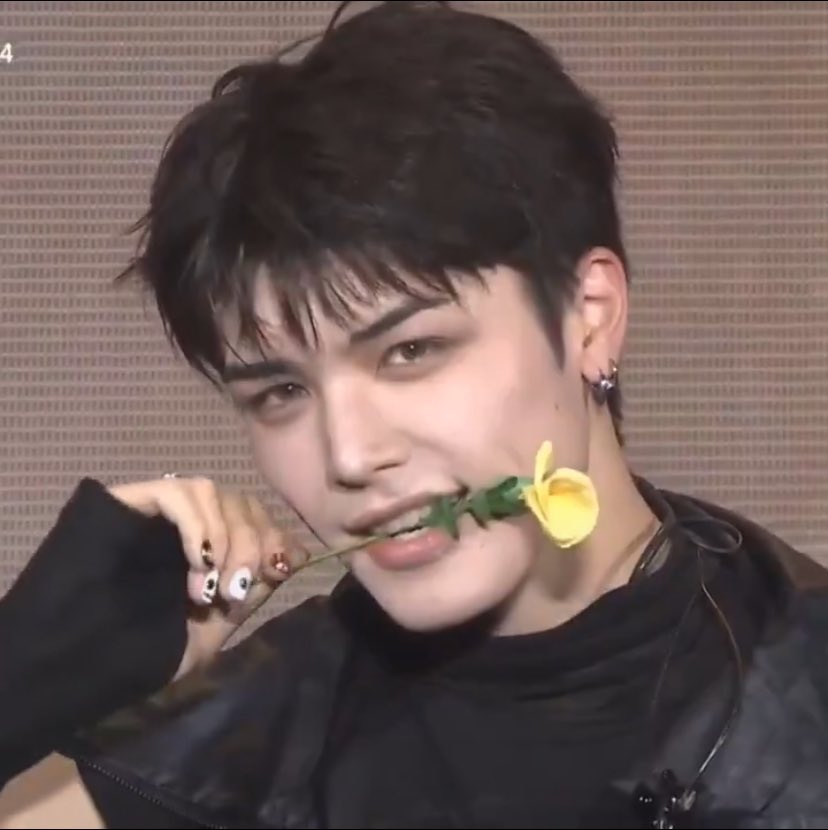 MAKISTRAW tweet media