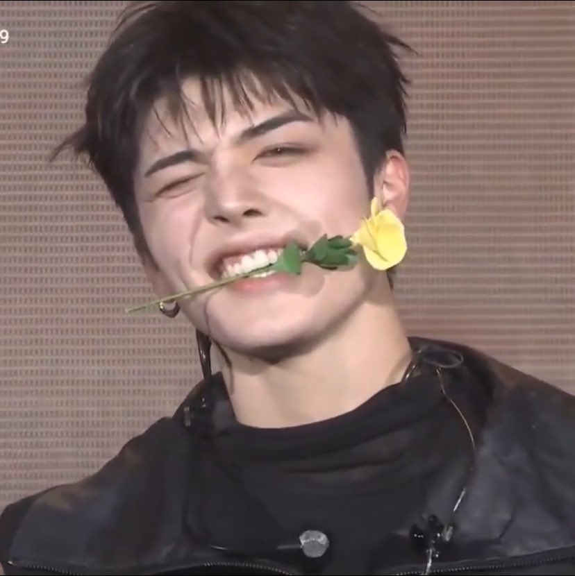 MAKISTRAW tweet media