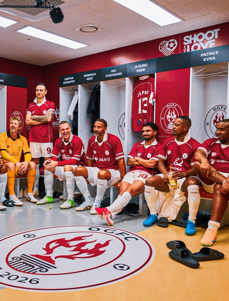 MUnitedEs's tweet photo. NUESTRA INFANCIA EN UNA FOTO 🥺❤️‍🔥 https://t.co/Ozren2x4er