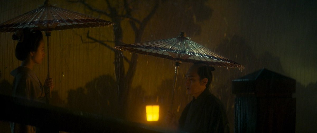 Bushido on visuaalisesti vaikuttava elokuva. Sen värimaailma on kirjava ja aggressiivinen, mikä tuntuu kunnianosoitukselta sekä 70-luvun värillisille samuraielokuville että näyttämötaiteelle.

Täyteen luonnollisuuteen ei pyritä, eikä se ole tarkoituskaan.