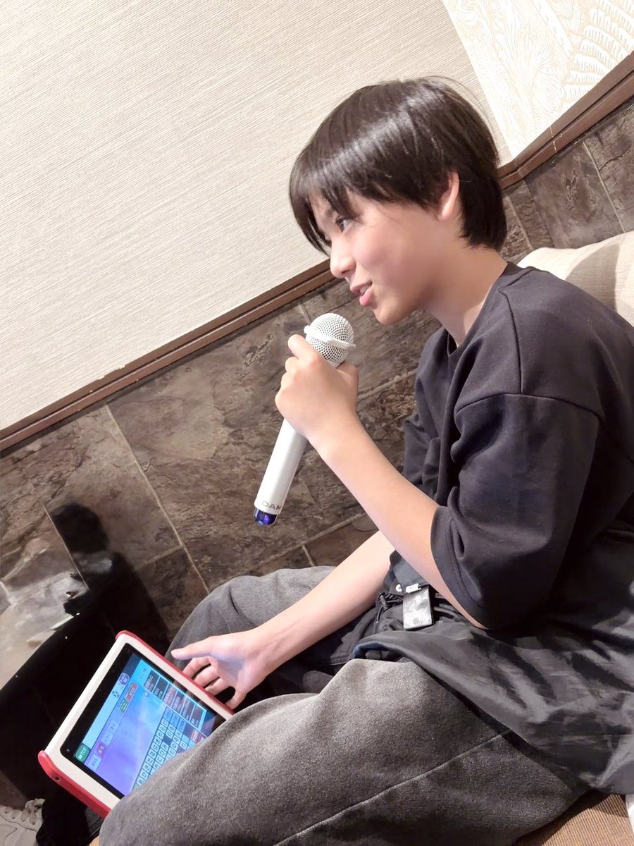 towa_12_11's tweet image. 週末のカラオケ🎤

フリータイム最高‼︎😆

#渡邉斗翔
#カラオケ
#フリータイム